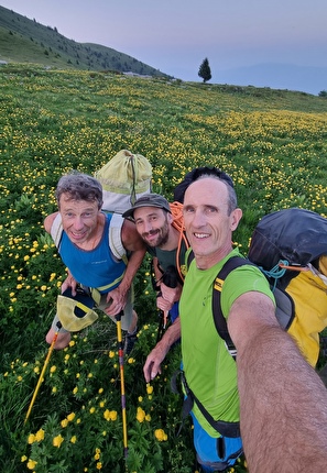 Cima Cee, Dolomiti di Brenta, Luca Giupponi, Matteo Pavana, Rolando Larcher - Luca Giupponi, Matteo Pavana e Rolando Larcher durante l'apertura della via 'L’attimo sfuggente' alla Cima Cee, Dolomiti di Brenta