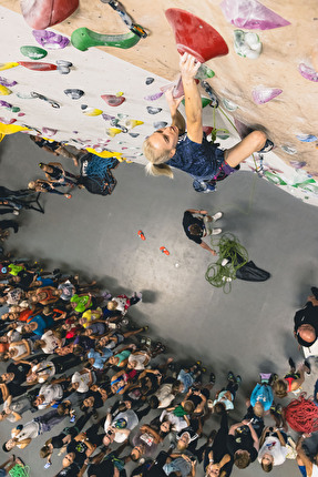 Janja Garnbret - Janja Garnbret at the 24-hour climbing charity challenge