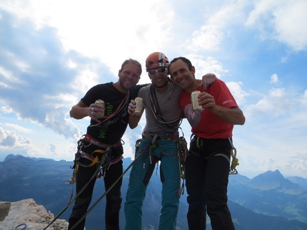 Quo Vadis, Sass dla Crusc - Enrico Geremia, Andrea Simonini e Nicola Tondini dopo la prima ripetizione di Quo vadis, Sass dla Crusc, Dolomiti