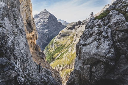 Il Tempo Sospeso, Furcia Rossa III Dolomiti, Luca Ducoli, Leo Gheza - L'apertura di 'Il Tempo Sospeso' alla Furcia Rossa III, Dolomiti (Luca Ducoli, Leo Gheza 08/2025)