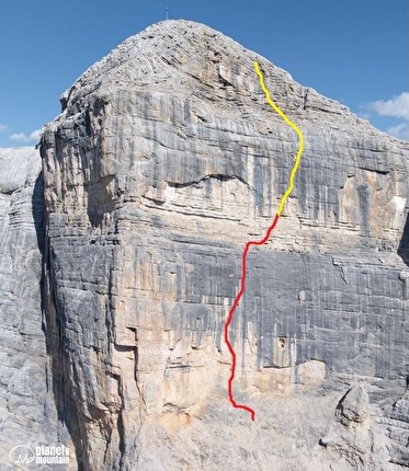 Appassionata Sass dla Crusc Dolomiti, Simon Gietl, Alexander Huber - Il tracciato della via 'Appassionata' al Sass dla Crusc, Dolomiti (Simon Gietl, Alexander Huber 2024/2025). Rosso: Appassionata. Giallo: Loss lei, heb schun (Renato Botte, Helmut Gargitter, 2003)
