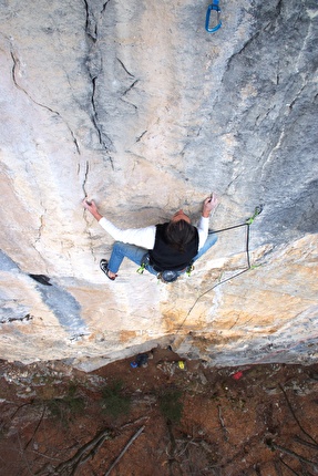 Falesia Re Leone, Timau, Friuli Venezia Giulia - Moreno Not su 'La vendetta di Scar' (7c), falesia del Re Leone