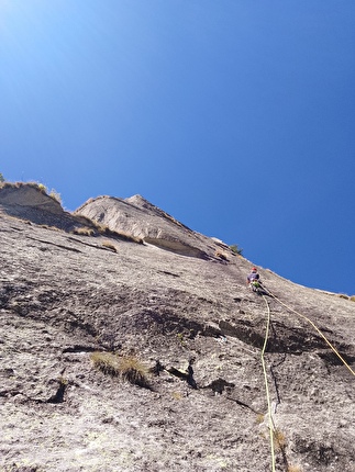 Avancorpo del Cavalcorto Valle del Ferro, Val Masino, Giacomo Regallo, Marco Zanchetta - The first ascent of 'Due anni e un figlio' on the Avancorpo del Cavalcorto in Valle del Ferro, Val Masino (Giacomo Regallo, Marco Zanchetta)