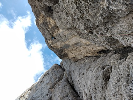 Chiaroveggenza Marmolada, Dolomiti, Nicolò Geremia, Mirco Grasso - L'apertura di 'Chiaroveggenza' in Marmolada, Dolomiti (Nicolò Geremia, Mirco Grasso 2019-2025)