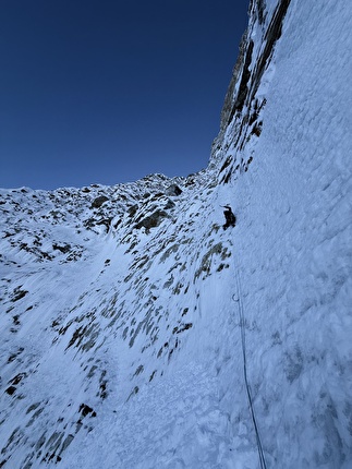Jannu East, Benjamin Védrines, Nicolas Jean - The first ascent of Jannu East (7,468m) in Nepal (Nicolas Jean, Benjamin Védrines 13-16/10/2025)