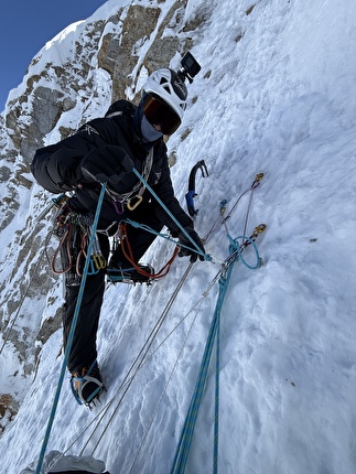 Jannu East, Benjamin Védrines, Nicolas Jean - The first ascent of Jannu East (7,468m) in Nepal (Nicolas Jean, Benjamin Védrines 13-16/10/2025)