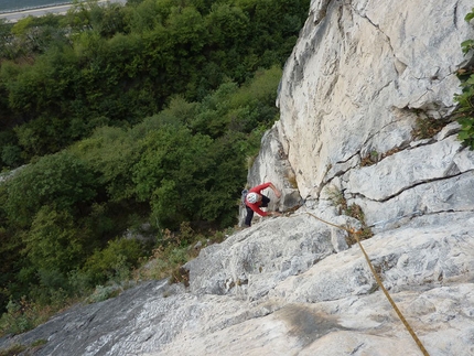 Una galoppata sulle pareti del Lago di Ivo Ferrari