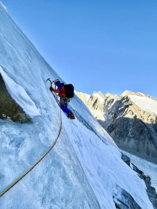 Tumladen Sar, Karakorum, Matej Prcin, Tomasz Rodzynkiewicz, Marco Schwidergal - The first acent of Tumladen Sar (6232m) in the Karakoram vie the route 'Flame of the west' (Matej Prcin, Tomasz Rodzynkiewicz, Marco Schwidergal 21-24/09/2025) Tumladen Sar, Karakorum, Matej Prcin, Tomasz Rodzynkiewicz, Marco Schwidergal - The first acent of Tumladen Sar (6232m) in the Karakoram vie the route 'Flame of the west' (Matej Prcin, Tomasz Rodzynkiewicz, Marco Schwidergal 21-24/09/2025)