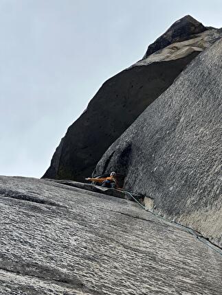 El Capitan, Yosemite, Camilla Moroni, Pietro Vidi - Camilla Moroni and Pietro Vidi climbing the 'Pre-Muir Wall' on El Capitan in Yosemite (20-26/10/2025) El Capitan, Yosemite, Camilla Moroni, Pietro Vidi - Camilla Moroni and Pietro Vidi climbing the 'Pre-Muir Wall' on El Capitan in Yosemite (20-26/10/2025)