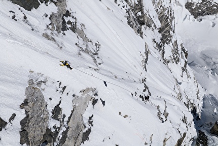 Kimshung, Nepal, François Cazzanelli, Giuseppe Vidoni, Lukas Waldner, Benjamin Zörer - La prima salita del Kimshung in Nepal (François Cazzanelli, Beppe Vidoni, Lukas Waldner e Benjamin Zörer, 20 ottobre 2025) Kimshung, Nepal, François Cazzanelli, Giuseppe Vidoni, Lukas Waldner, Benjamin Zörer - La prima salita del Kimshung in Nepal (François Cazzanelli, Beppe Vidoni, Lukas Waldner e Benjamin Zörer, 20 ottobre 2025)