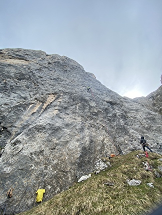SuPer Nava, Sas da la Luna, Dolomiti, Maurizio Davarda, Martin Giovanazzi, Elio Mazzalai - La parete sudovest del Sas da la Luna, Dolomiti dove corre la via 'SuPer Nava' (Maurizio Davarda, Martin Giovanazzi, Elio Mazzalai, 2024-2025). SuPer Nava, Sas da la Luna, Dolomiti, Maurizio Davarda, Martin Giovanazzi, Elio Mazzalai - La parete sudovest del Sas da la Luna, Dolomiti dove corre la via 'SuPer Nava' (Maurizio Davarda, Martin Giovanazzi, Elio Mazzalai, 2024-2025).