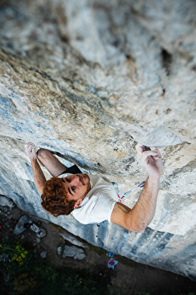 Filip Schenk - Filip Schenk su 'Omen Nomen' (9a) a Padaro, Arco, novembre 2025