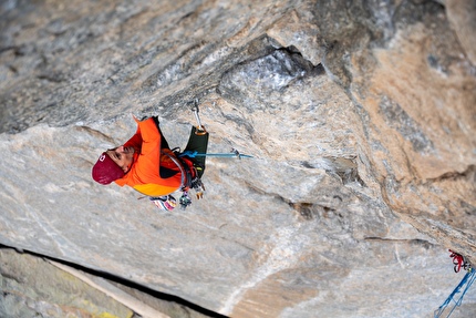 Mongolfiera, Val di Mello, Val Masino, Alessandro Leoni, Simone Pedeferri - L'apertura di 'Appesi alla Luna' alla Mongolfiera in Val di Mello, Val Masino (Alessandro Leoni, Simone Pedeferri, 10/2025)