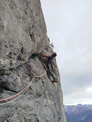 Corno del Framont, Moiazza, Dolomiti, Nicholas Farenzena, Gabriele Walicki - L'apertura di 'Baila Morena': secondo tiro