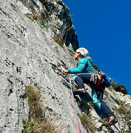 Monte Cimo Pala del Boral, Val d'Adige - Sarah Haase sul quinto tiro di 'Girl' alla Pala del Boral, Monte Cimo, Val d'Adige Monte Cimo Pala del Boral, Val d'Adige - Sarah Haase sul quinto tiro di 'Girl' alla Pala del Boral, Monte Cimo, Val d'Adige