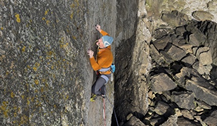 Rob Matheson The Bells The Bells, Gogarth, Wales - Eying that iconic peg! Rob Matheson repeating 'The Bells, The Bells' (E7) on the North Stack Wall at Gogarth in North Wales Rob Matheson The Bells The Bells, Gogarth, Wales - Eying that iconic peg! Rob Matheson repeating 'The Bells, The Bells' (E7) on the North Stack Wall at Gogarth in North Wales