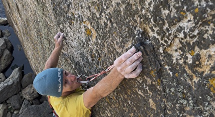 Rob Matheson The Bells The Bells, Gogarth, Wales - Rob Matheson reaching to place the hook before starting the technical traverse to ‘The Shield’ while repeating 'The Bells, The Bells' (E7) on the North Stack Wall at Gogarth in North Wales Rob Matheson The Bells The Bells, Gogarth, Wales - Rob Matheson reaching to place the hook before starting the technical traverse to ‘The Shield’ while repeating 'The Bells, The Bells' (E7) on the North Stack Wall at Gogarth in North Wales