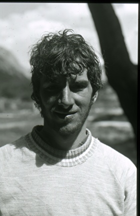 Cerro Pier Giorgio, Patagonia: Mario Manica, Renzo Vettori - Mario Manica dopo l'apertura della via 'Greenpeace' sul Cerro Piergiorgio in Patagonia, 1985