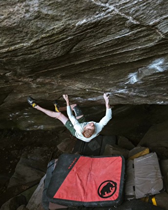 Jakob Schubert makes second ascent of 9A boulder problem Mount Doom