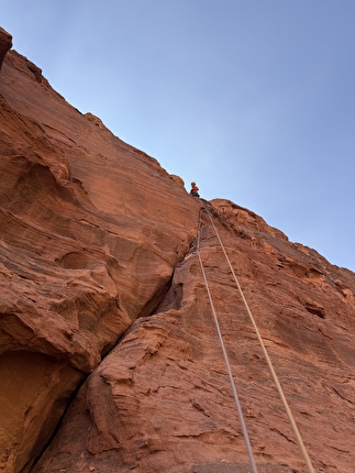 Wadi Rum, Jordan, Jebel Nassrani South, Nicole Berthod, Fay Manners - The first ascent of ‘Mukatila’ on Jebel Nassrani South at Wadi Rum in Jordan (Nicole Berthod, Fay Manners 11/2025) Wadi Rum, Jordan, Jebel Nassrani South, Nicole Berthod, Fay Manners - The first ascent of ‘Mukatila’ on Jebel Nassrani South at Wadi Rum in Jordan (Nicole Berthod, Fay Manners 11/2025)