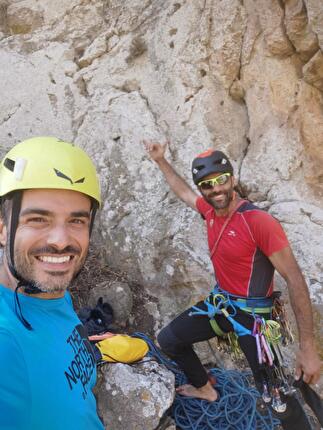 Pizzo Lungo, Monti di Calamigna, Sicilia, Massimo Flaccavento, Claudio Trovato - L'apertura di 'Il fuoco dell’anima' al Pizzo Lungo, Monti di Calamigna, Sicilia (Massimo Flaccavento, Claudio Trovato 2024) 