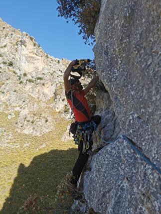Pizzo Lungo, Monti di Calamigna, Sicilia, Massimo Flaccavento, Claudio Trovato - L'apertura di 'Il fuoco dell’anima' al Pizzo Lungo, Monti di Calamigna, Sicilia (Massimo Flaccavento, Claudio Trovato 2024) 