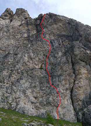 Castello del Settsass, Dolomiti, Michal Coubal, Anna Coubalová - Il tracciato di 'Stranger', Castello del Settsass, Dolomiti (Michal Coubal, Anna Coubalová, 07/08/2025)