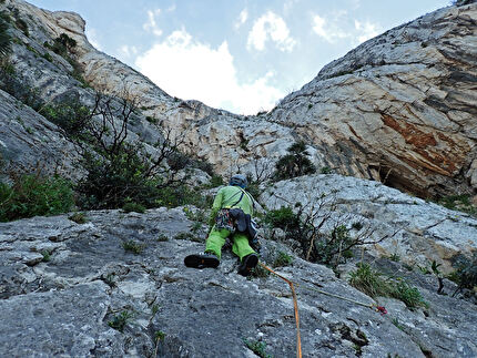 Punta Narciso, Pizzo Vuturo, Sicilia, Emanuele Andreozzi, Massimo Faletti - L'apertura di 'Via del Papà' alla Punta Narciso, Pizzo Vuturo, Sicilia (Emanuele Andreozzi, Massimo Faletti 06/11/2025)
