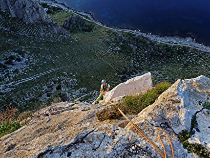 Punta Narciso, Pizzo Vuturo, Sicilia, Emanuele Andreozzi, Massimo Faletti - L'apertura di 'Via del Papà' alla Punta Narciso, Pizzo Vuturo, Sicilia (Emanuele Andreozzi, Massimo Faletti 06/11/2025)