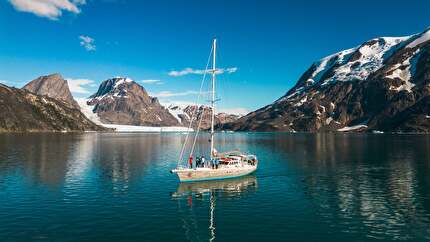 Groenlandia, Graah Fjord, Fiordo di Skjoldungen, Naomie Bürki, Pauline Laubscher, Gianna Müller, Caro North, Lea Schneider, Melanie Tenorio, Ramona Volken, Ramona Waldner - SAC Spedizione Groenlandia 2025 a Graah Fjord e Fiordo di Skjoldungen (Naomie Bürki, Pauline Laubscher, Gianna Müller, Caro North, Lea Schneider, Melanie Tenorio, Ramona Volken, Ramona Waldner) Groenlandia, Graah Fjord, Fiordo di Skjoldungen, Naomie Bürki, Pauline Laubscher, Gianna Müller, Caro North, Lea Schneider, Melanie Tenorio, Ramona Volken, Ramona Waldner - SAC Spedizione Groenlandia 2025 a Graah Fjord e Fiordo di Skjoldungen (Naomie Bürki, Pauline Laubscher, Gianna Müller, Caro North, Lea Schneider, Melanie Tenorio, Ramona Volken, Ramona Waldner)