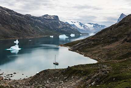 Greenland, Graah Fjord, Skjoldungen, Naomie Bürki, Pauline Laubscher, Gianna Müller, Caro North, Lea Schneider, Melanie Tenorio, Ramona Volken, Ramona Waldner - SAC Expedition Greenland 2025 to Graah Fjord & Skjoldungen (Naomie Bürki, Pauline Laubscher, Gianna Müller, Caro North, Lea Schneider, Melanie Tenorio, Ramona Volken, Ramona Waldner)