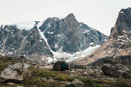 Greenland, Graah Fjord, Skjoldungen, Naomie Bürki, Pauline Laubscher, Gianna Müller, Caro North, Lea Schneider, Melanie Tenorio, Ramona Volken, Ramona Waldner - SAC Expedition Greenland 2025 to Graah Fjord & Skjoldungen (Naomie Bürki, Pauline Laubscher, Gianna Müller, Caro North, Lea Schneider, Melanie Tenorio, Ramona Volken, Ramona Waldner)