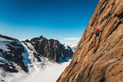 Greenland, Graah Fjord, Skjoldungen, Naomie Bürki, Pauline Laubscher, Gianna Müller, Caro North, Lea Schneider, Melanie Tenorio, Ramona Volken, Ramona Waldner - SAC Expedition Greenland 2025 to Graah Fjord & Skjoldungen (Naomie Bürki, Pauline Laubscher, Gianna Müller, Caro North, Lea Schneider, Melanie Tenorio, Ramona Volken, Ramona Waldner)