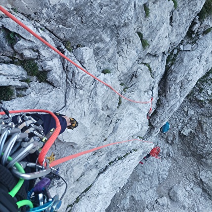 Moiazza, Dolomiti, Ivo Ferrari - Ivo Ferrari in solitaria sulla 'Via Sapere Aude' in Moiazza, Dolomiti Moiazza, Dolomiti, Ivo Ferrari - Ivo Ferrari in solitaria sulla 'Via Sapere Aude' in Moiazza, Dolomiti
