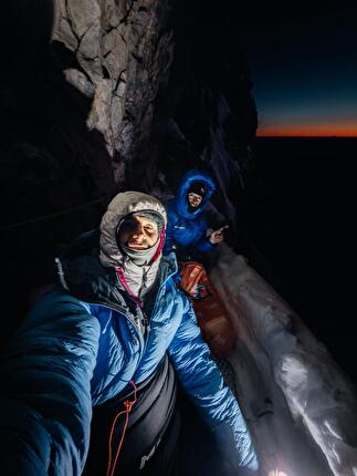 Barre des Écrins, Antoine Bouqueret, Charles Dubouloz - Il secondo bivacco sulla 'Diretta Gamma' alla Barre des Écrins (Antoine Bouqueret, Charles Dubouloz 28-31/12/2025) Barre des Écrins, Antoine Bouqueret, Charles Dubouloz - Il secondo bivacco sulla 'Diretta Gamma' alla Barre des Écrins (Antoine Bouqueret, Charles Dubouloz 28-31/12/2025)