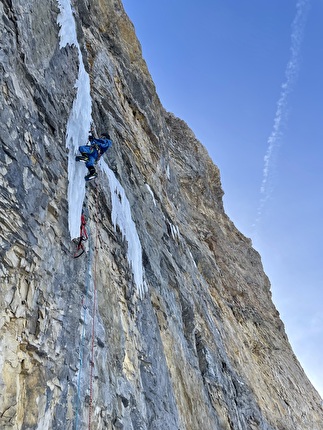 Roc de Garnesier, Dévoluy, France, Melvin Bou, Kilian Moni - Making the first ascent of 'Une histoire d'amitié' on the west face of Roc de Garnesier, Dévoluy, France (Melvin Bou, Kilian Moni 20/01/2026)