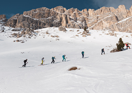 La Sportiva Kilo Tech Hub - La Sportiva Kilo Tech Hub: il punto di incontro per gli appassionati di scialpinismo