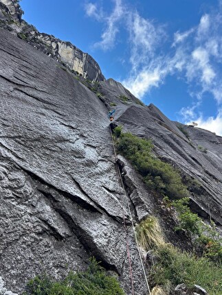 La Zaranda, Patagonia, Cile, Raimundo De Andraca, Fernanda Carabias - La prima salita di 'Sin obstáculos no hay camino' su La Zaranda, Patagonia, Cile (Raimundo De Andraca, Fernanda Carabias)