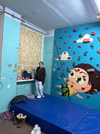 Ucraina - La palestra d'arrampicata Vertical a Kharkiv in Ucraina. Finestre chiuse, no vetri