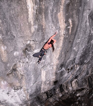 Iris Bielli da 8c+ al Sasso Pelo