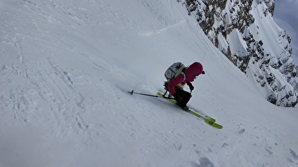 Mount Deltaform Canada, Brette Harrington, Christina Lustenberger, Gee Pierrel - La prima discesa con gli sci del North Glacier di Mount Deltaform in Canada (Brette Harrington, Christina Lustenberger, Gee Pierrel 18/01/2026)