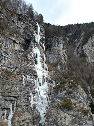 Cascata San Antonio, Altopiano della Vigolana, Alessandro Beber, Federico Monegatti - L'apertura di 'Urbi et Orbi', variante alla cascata 'Silvana' all'Altopiano della Vigolana, Prealpi Venete (Alessandro Beber, Federico Monegatti, 13/02/2026)