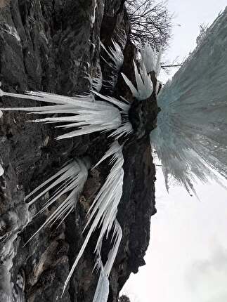 Cascata San Antonio, Altopiano della Vigolana, Alessandro Beber, Federico Monegatti - L'apertura di 'Urbi et Orbi', variante alla cascata 'Silvana' all'Altopiano della Vigolana, Prealpi Venete (Alessandro Beber, Federico Monegatti, 13/02/2026)