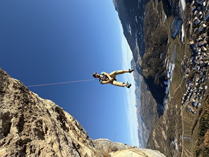 Petit Petò, parete del Covelo, Valle del Sarca - L'apertura di 'Petit Petò' alla parete del Covelo in Valle del Sarca (Martin Giovanazzi, Elio Mazzalai, Sebastiano Merz, Mauro Zanon 2025)