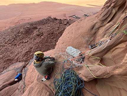 Wadi Rum, Jordan, Nate Mankovich, Manuel López, Alvaro Vernich - The first ascent of 'Yantibih Lak' on the west face of Jebel Kazhali in Wadi Rum, Jordan (Nate Mankovich, Manuel López, Alvaro Vernich 31/01, 01/02/2026)