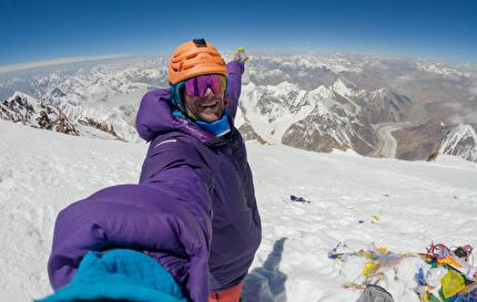 Benjamin Védrines K2 - Benjamin Védrines on the summit of K2 on 28/07/2024 after having climbed the second highest mountain in the world in 11 hours