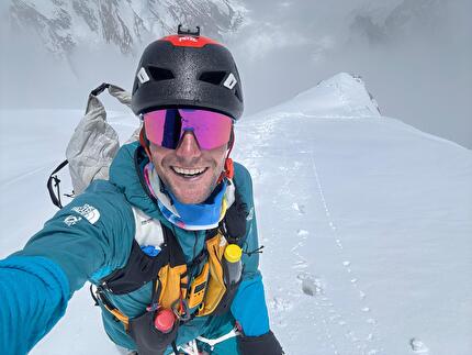 Benjamin Védrines K2 - Benjamin Védrines climbing K2, July 2024