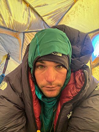 Benjamin Védrines K2 - Benjamin Védrines climbing K2, July 2024