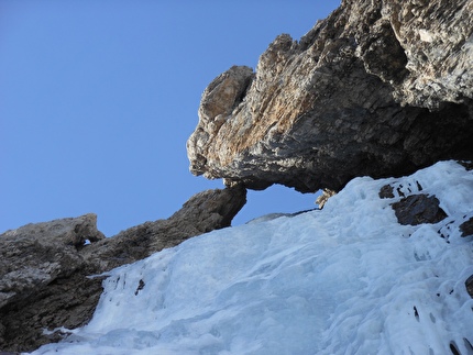 Cima Brenta, Dolomiti di Brenta, Tomas Franchini, Silvestro Franchini - L'apertura di 'La via che non c’è' alla Cima Brenta, Dolomiti di Brenta (Tomas Franchini, Silvestro Franchini 02/06/2012) Cima Brenta, Dolomiti di Brenta, Tomas Franchini, Silvestro Franchini - L'apertura di 'La via che non c’è' alla Cima Brenta, Dolomiti di Brenta (Tomas Franchini, Silvestro Franchini 02/06/2012)