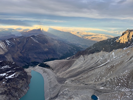 Torres del Paine, Chile, Tommy Caldwell, Siebe Vanhee - The view during the 24-hour free ascent of 'South African route' on the Central Tower of Paine in Patagonia, carried out by Tommy Caldwell & Siebe Vanhee on 13-14/02/2026